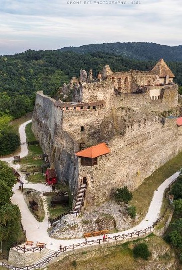 visegradi-var-2